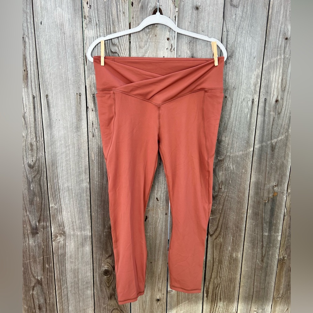 NWT Fabletics PureLuxe High Waisted Crossover 7/8 Leggings